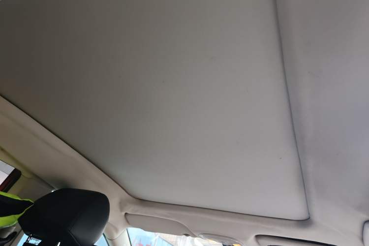 Used Soueast DX3 2016 1.5T SRG CVT Flagship Edition
