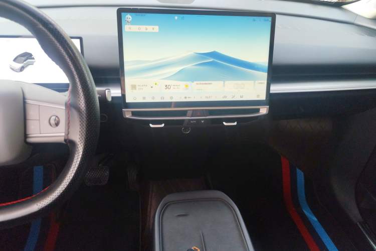 Used Venucia VX6 2025 Large Flat-Layout 520 Pro