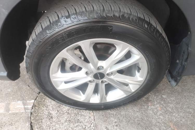 Used Dongfeng Fengon 580 2021 Revised ☆ Star Edition 1.8L Manual Elite Version Exterior 7