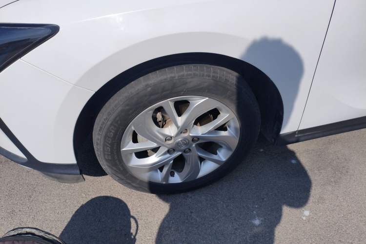 Used Buick Velite 6 2023 430km Range Commuter Version
