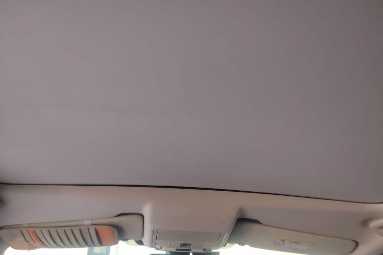 Used Land Rover Discovery Sport 2015 2.0T HSE LUXURY
