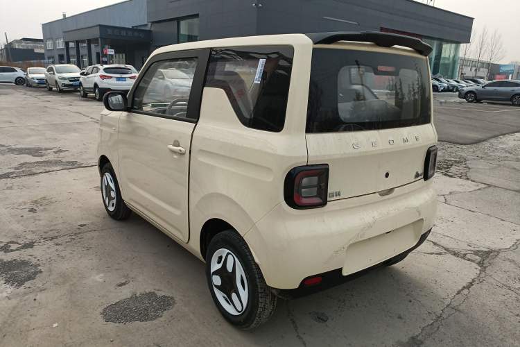 Used Geely Galaxy Panda 2025 210 km – Yuanqi Bear