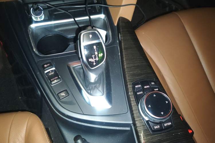 Used BMW 4 Series 2014 428i Convertible Design Package