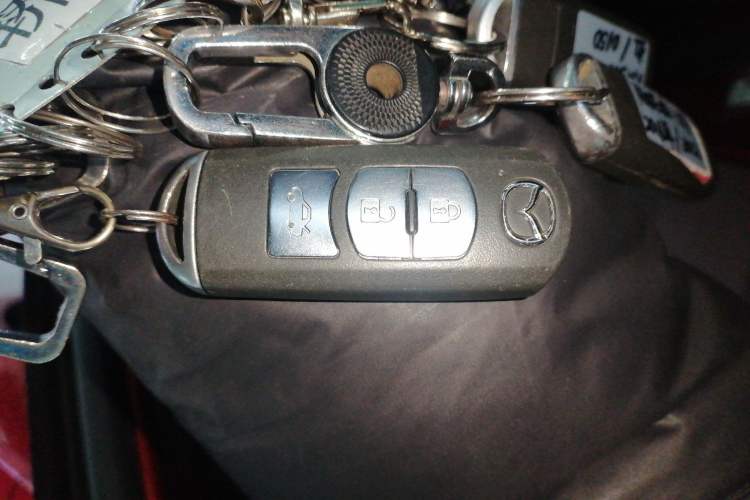 Used Mazda Mazda 3 Axela 2020 1.5L Automatic Luxury Version