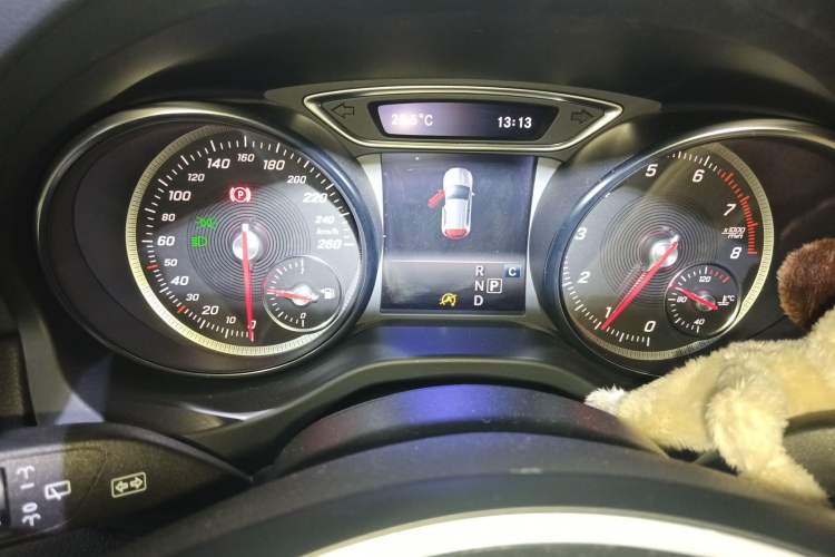 Used Mercedes-Benz GLA 2018 GLA 220 4MATIC Sport Edition Instrument Cluster
