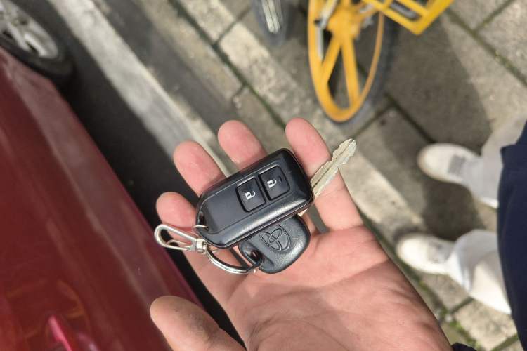 Used Toyota YARiS L Zhi Xuan 2014 1.5G Automatic Xuan Dong Edition
