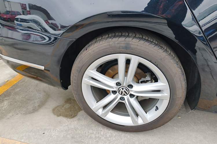 Used Volkswagen Passat 2013 1.8TSI DSG Ultimate Edition
