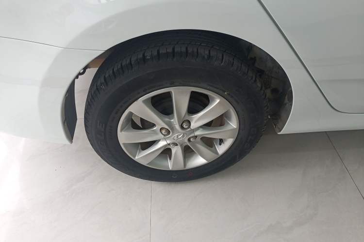 Used Hyundai Verna (older generation) 2014 1.4L Manual Smart GLS Trim
