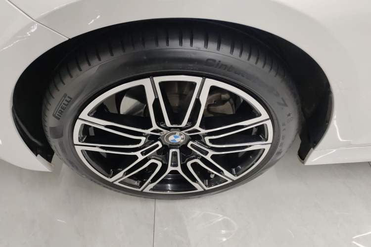 Used BMW 3 Series 2022 Updated 325Li M Sport Package Left Front Wheel Hub