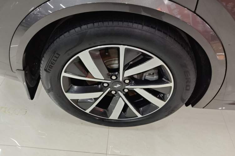 Used Li Auto L8 2023 Pro Model