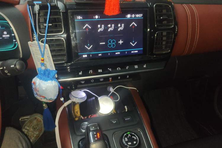 Used Citroen C5 AIRCROSS 2017 380THP Flagship Edition Audio And AC Panel