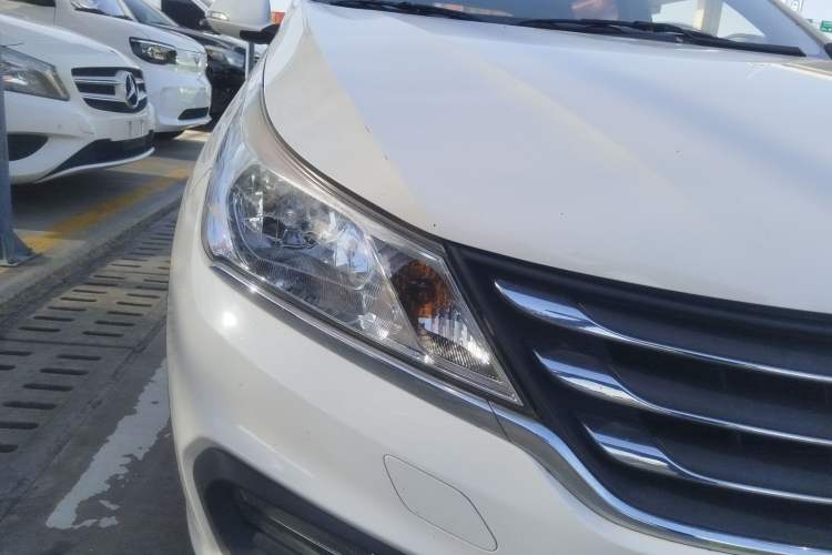 Used Baojun 310 2016 1.2L Manual Luxury Model