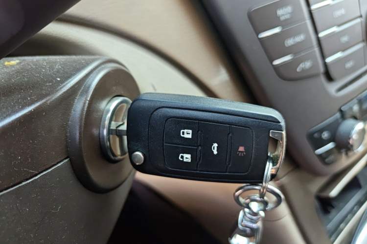 Used Buick Regal 2009 2.0L Elite Edition Vehicle Key