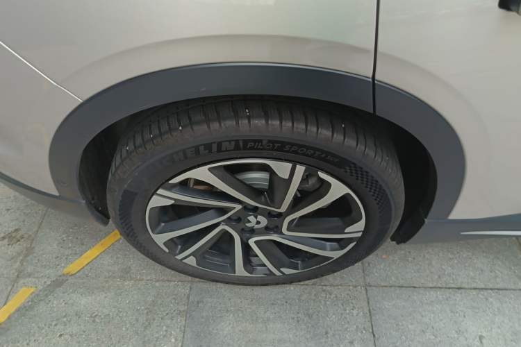 Used Nio EC6 2024 75 kWh