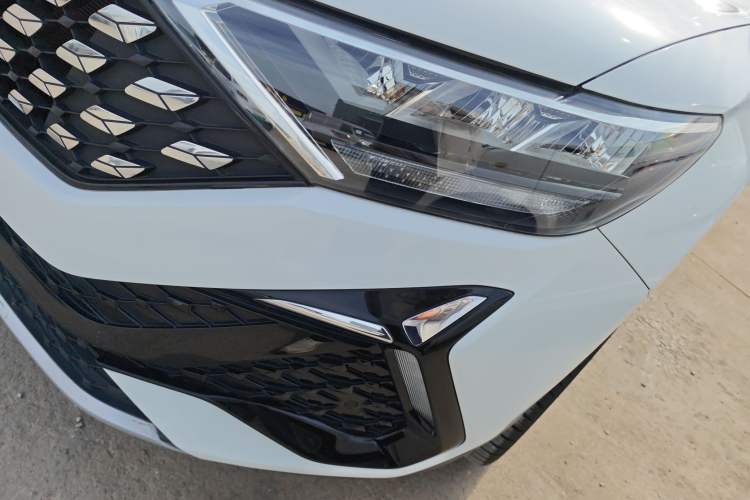 Used Jetta VS5 2022 280TSI Manual Advanced Trim Left Front Headlight