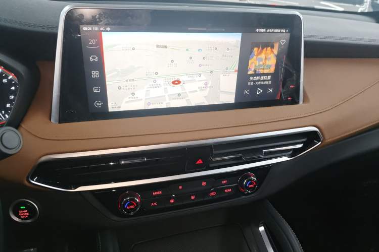 Used SAIC MAXUS D90 Pro 2020 2.0T Gasoline 4x4 Luxury Edition 6 Seats