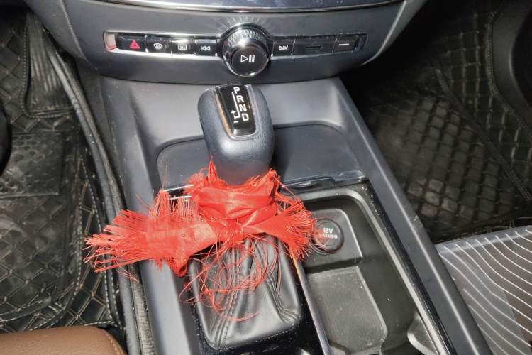 Used Volvo S60 2021 T4 Zhiyi Luxury Edition
