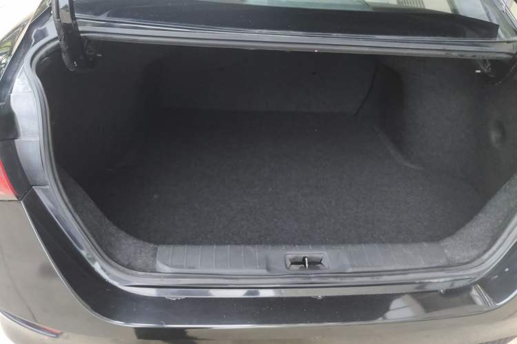 Used Nissan Sylphy 2020 Revised 1.6L XL CVT Enjoyment Edition Trunk