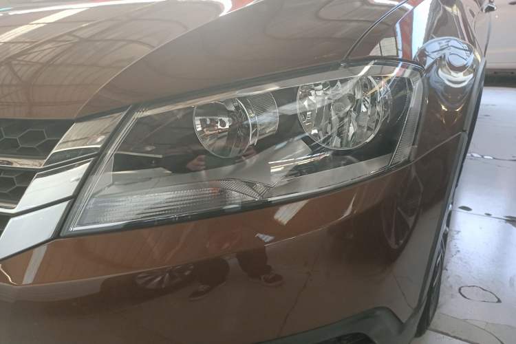 Used Volkswagen Cross Lavida 2014 1.4TSI DSG