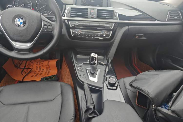 Used BMW 3 Series 2017 320Li Fashion Model Gear Lever