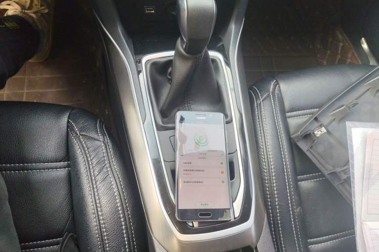 Used Peugeot 408 2016 1.6T Automatic Luxury Edition Gear Lever