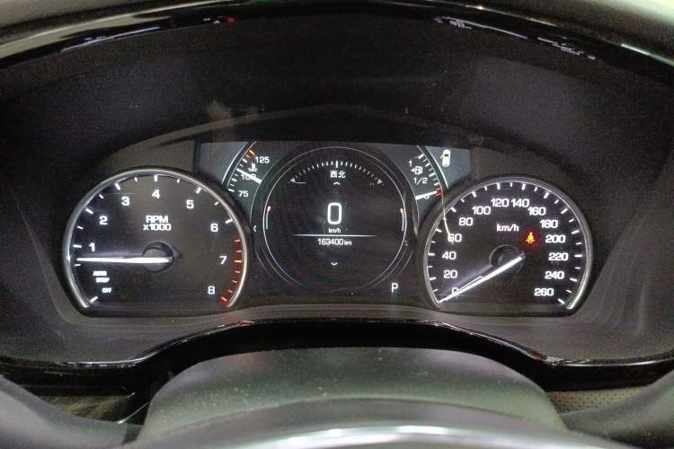 Used Cadillac XT5 2018 25T Luxury Model