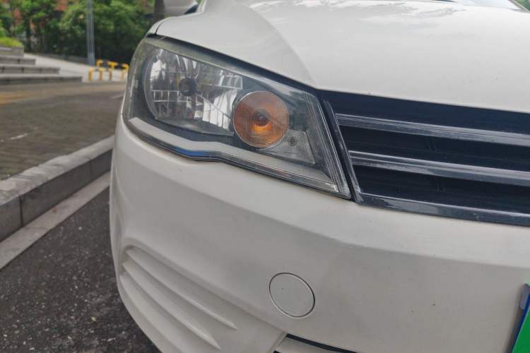 Used Volkswagen Jetta 2013 1.6L Manual Fashion Edition
