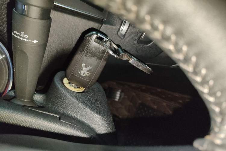 Used Peugeot 408 2014 1.8L Automatic Luxury Edition