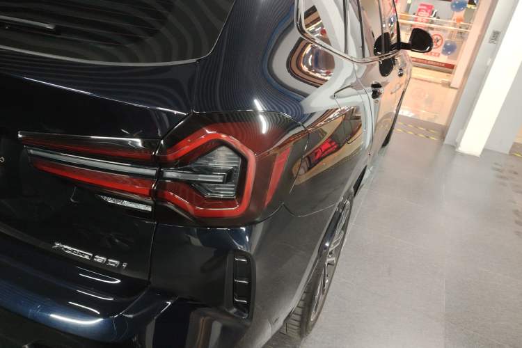 Used BMW X3 2023 Restyled xDrive30i Leading Edition M Night Sky Package
