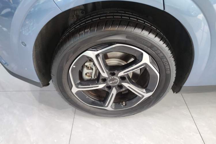 Used BYD Seal 06GT 2025 Intelligent Driving Version 605 Heatwave Edition Right Rear Wheel Hub