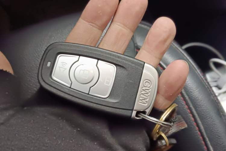 Used Haval H6 2014 Sport Edition 2.0T Diesel Manual Two-Wheel-Drive Elite Model