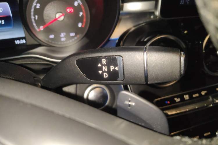 Used Mercedes-Benz C-Class 2017 C 200 L Sport Edition Gear Lever