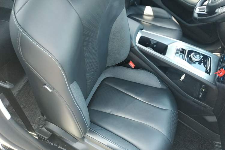 Used Roewe Ei5 2021 500 Admiration Edition
