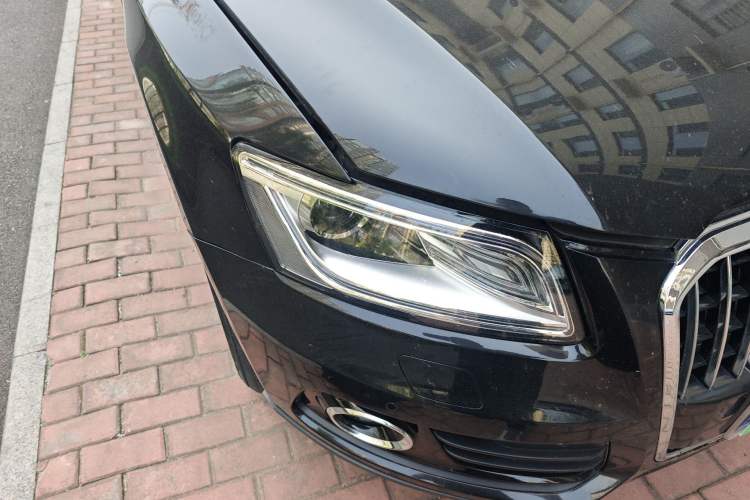 Used Audi Q5 2013 40 TFSI Technology Edition Right Front Headlight