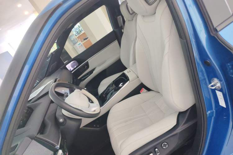 Used Honda S7 2025 Navigator Edition
