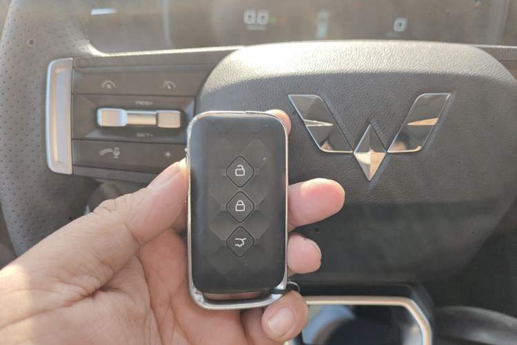 Used Wuling Asta 2022 2.0L DHT Electric-Speed Version