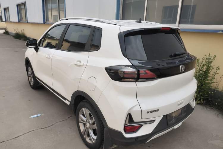Used CHANGAN CS15 2019 1.5L Manual Entry-Level Version China VI Standard