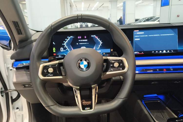 Used BMW 5 Series 2025 530Li Luxury Edition M Sport Package
