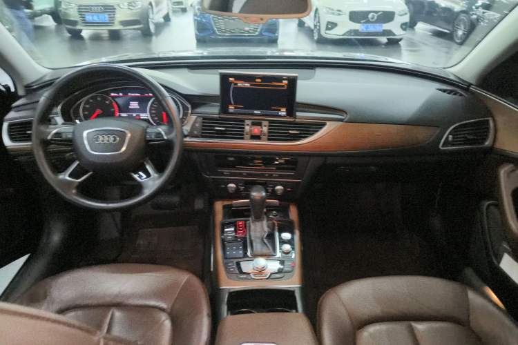 Used Audi A6L 2018 30th Anniversary Edition 30 FSI Style Model
