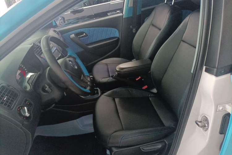 Used Volkswagen Polo 2016 1.4L Manual Fashion Model
