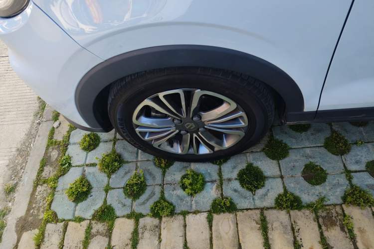 Used Leapmotor T03 2024 310 Comfort Edition Left Front Wheel Hub