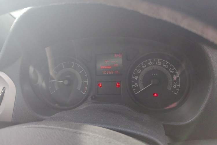 Used Peugeot 301 2014 1.6L Manual Comfort Edition