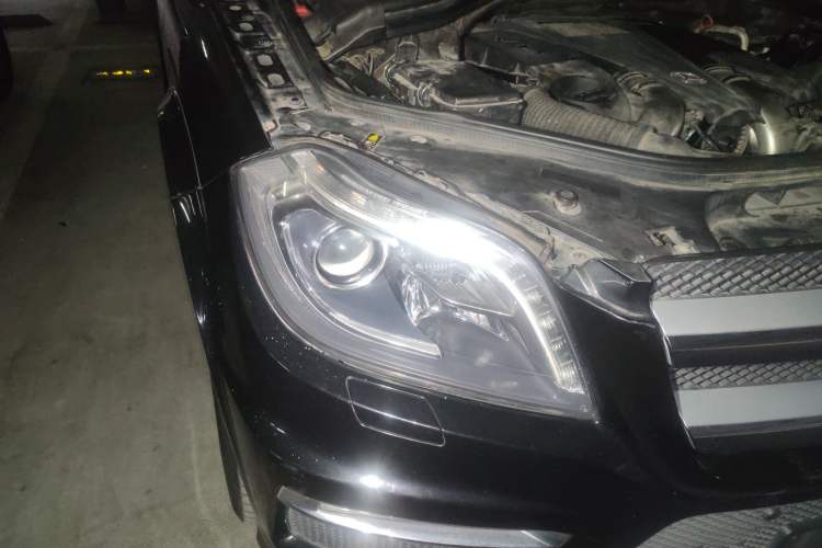 Used Mercedes-Benz GL-Class 2013 GL 500 4MATIC Right Front Headlight