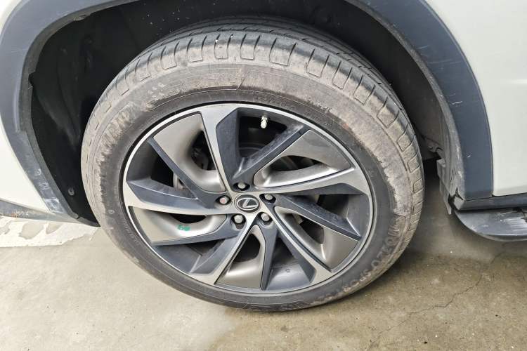 Used Lexus RX 2016 300 4x4 Elegant Edition China V-standard Right Rear Wheel Hub