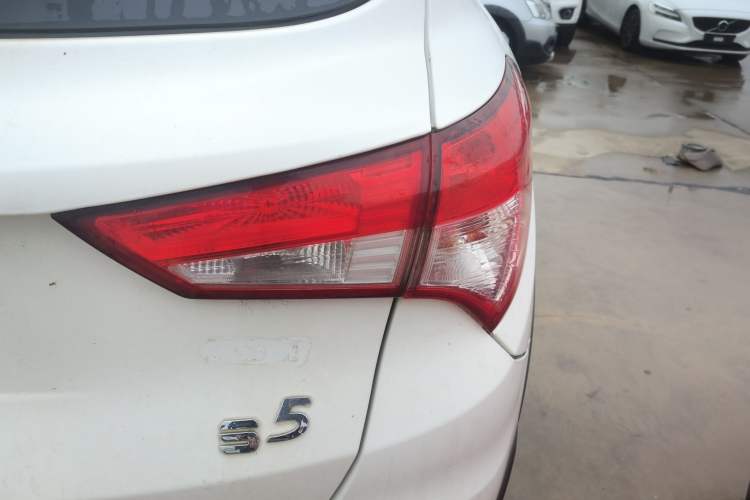 Used Haima S5 2015 1.5T CVT Luxury Model
