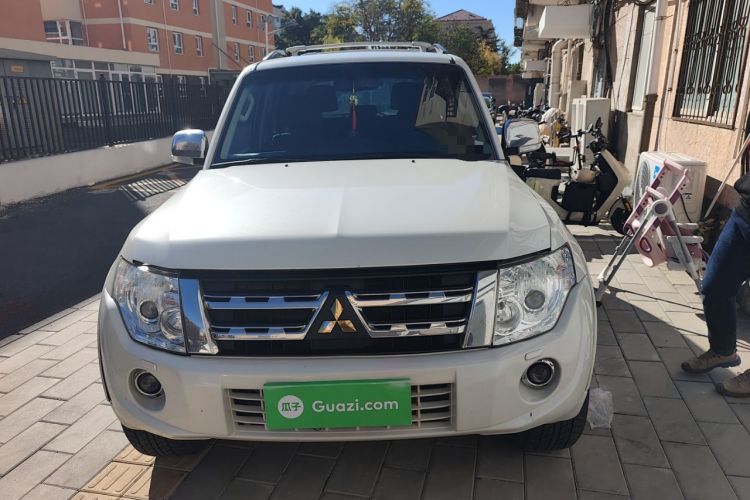 Used Mitsubishi Pajero 2014 3.0L Elite Upgrade Edition
