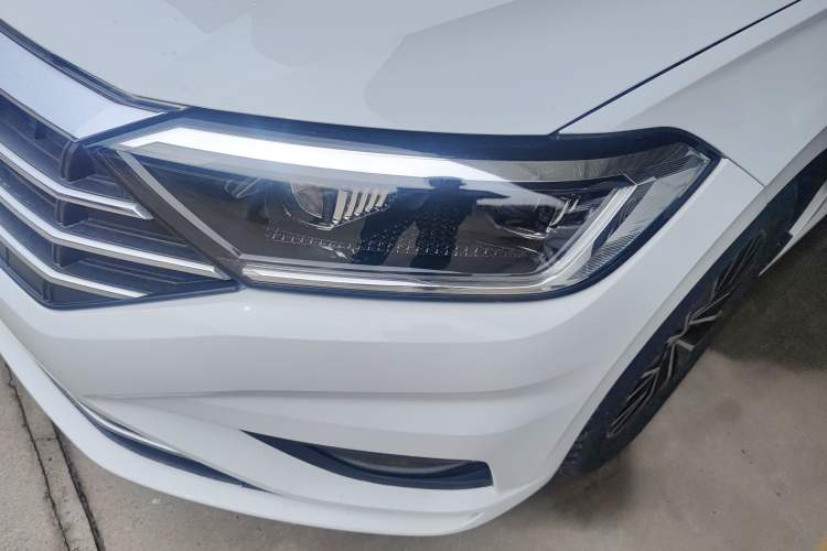 Used Volkswagen Sagitar 2021 200TSI DSG Comfort Connect Edition Left Front Headlight