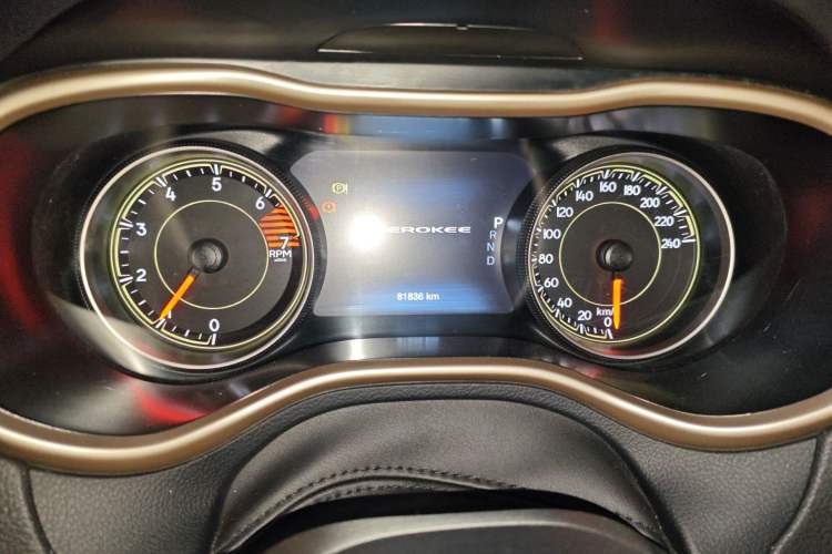 Used Jeep Cherokee 2017 2.0L Superior Edition