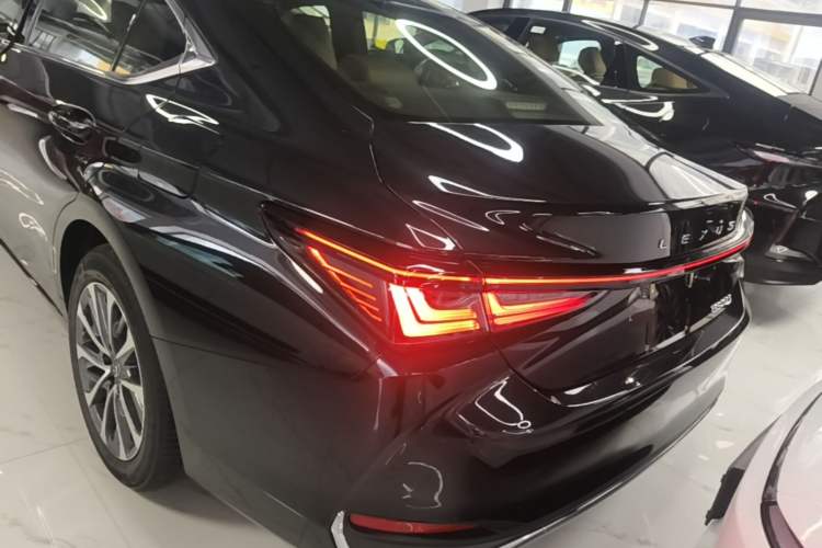 Used Lexus ES 2025 200 Premium Edition