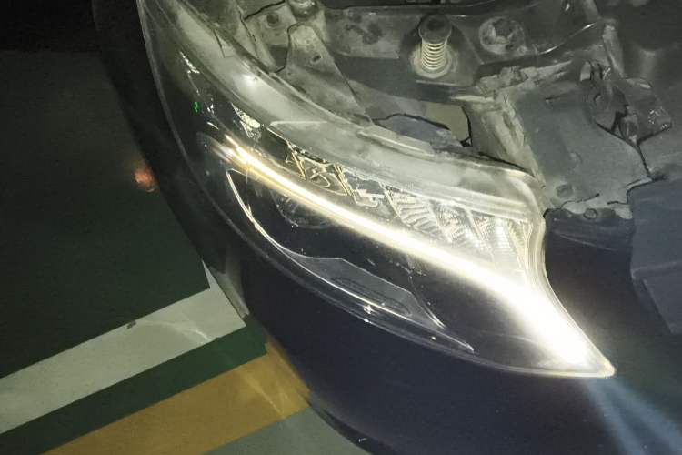 Used Mercedes-Benz Vito 2018 2.0T Business Version China VI Emission Standard
